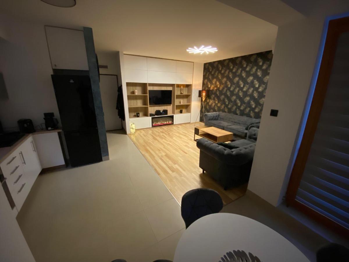 Secret Apartments Chelmska 55M2 Varşovia Exterior foto