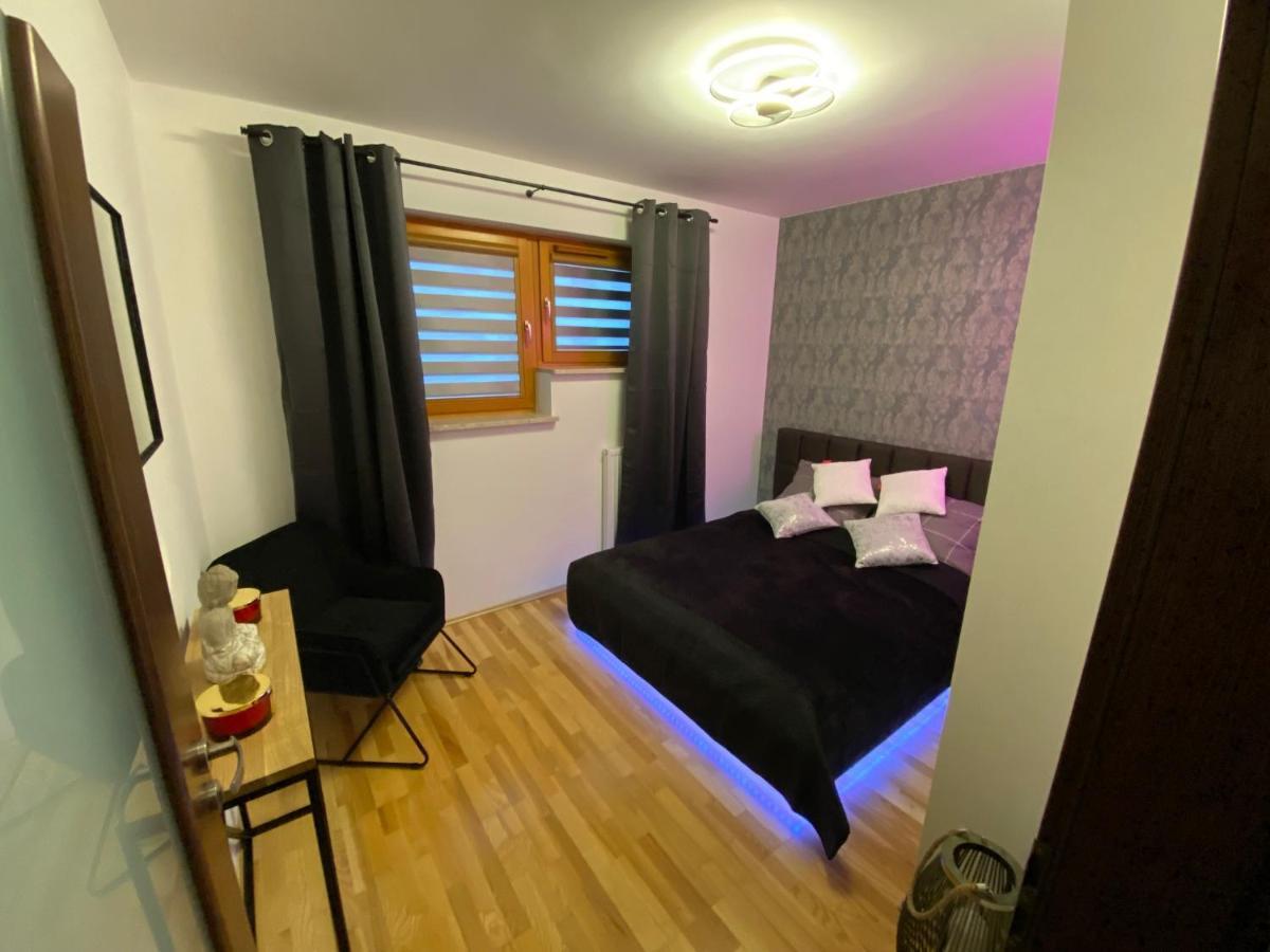 Secret Apartments Chelmska 55M2 Varşovia Exterior foto