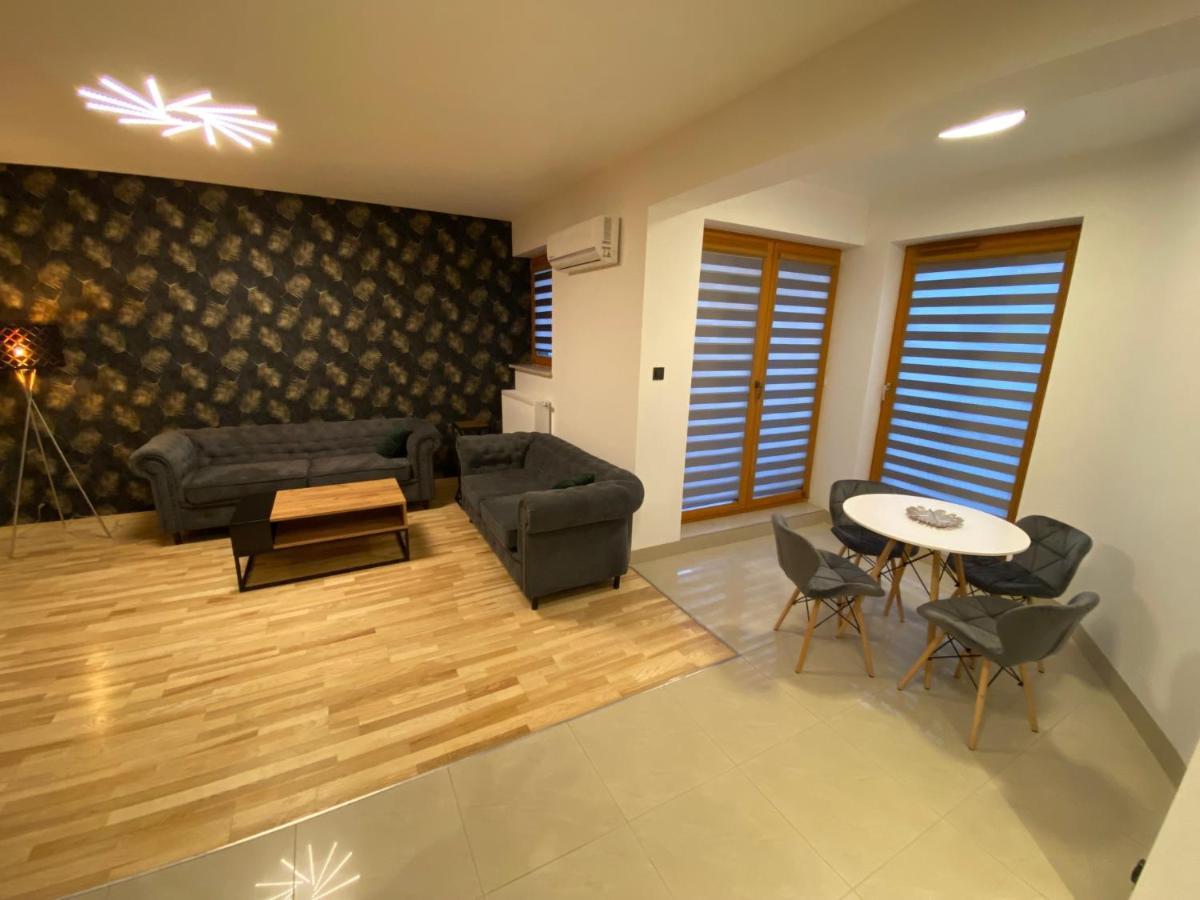 Secret Apartments Chelmska 55M2 Varşovia Exterior foto